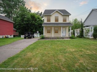 5913 Shaw St, Haslett, MI 48840