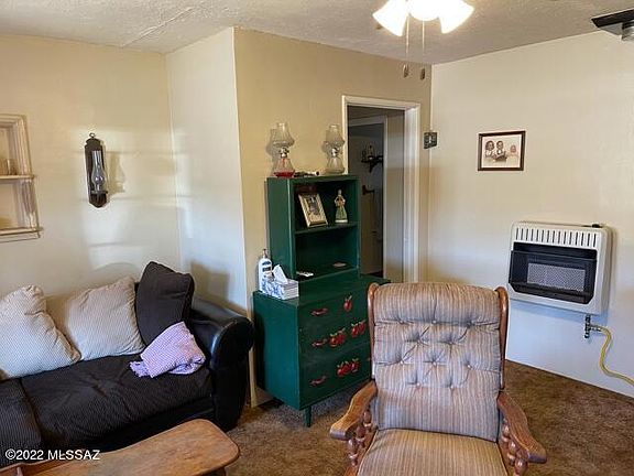 4th image of 416 Naugle Ave