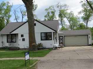 415 W 8th Ave, Webster, SD 57274