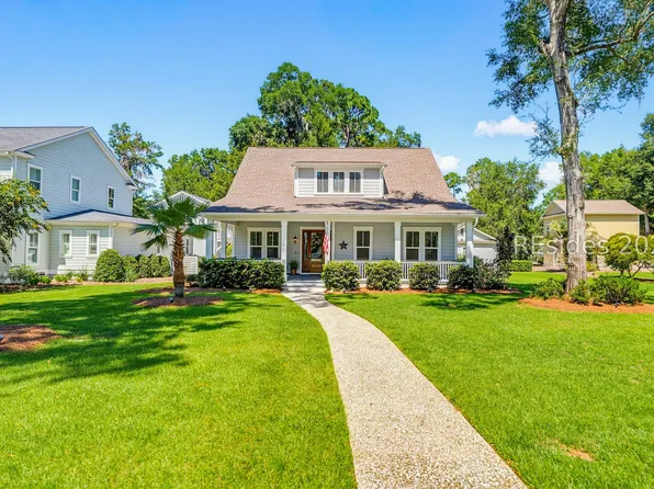 14 Carter Oaks Drive, Ladys Island, SC 29907