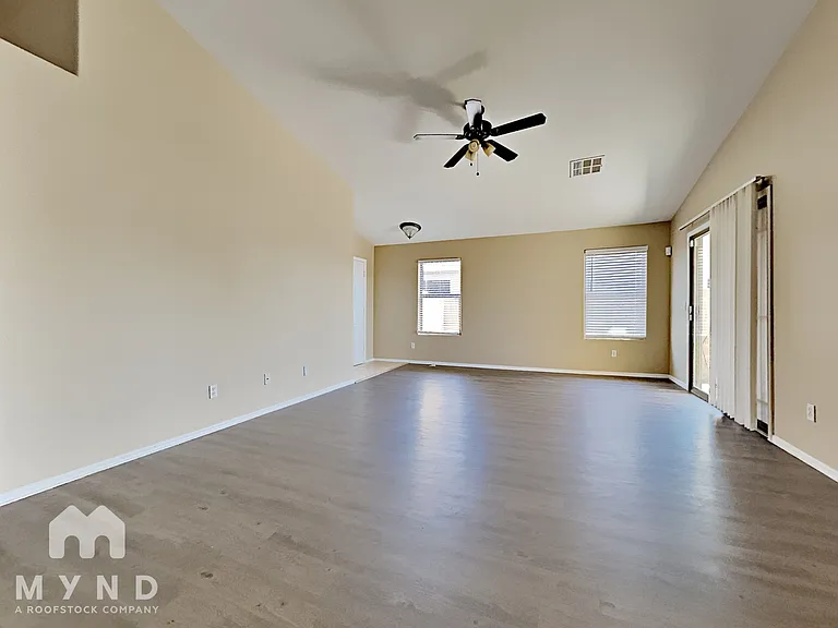 24484 N Shelton Way — Photo 5