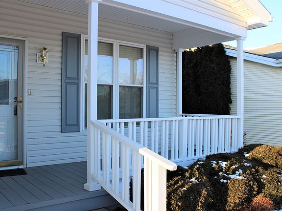 2nd image of 3217 Harness Ln