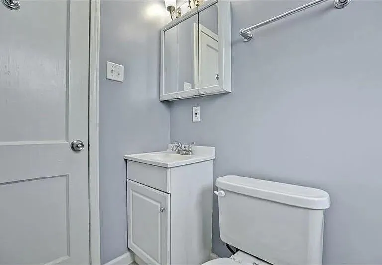127 Sisson Ave — Photo 10