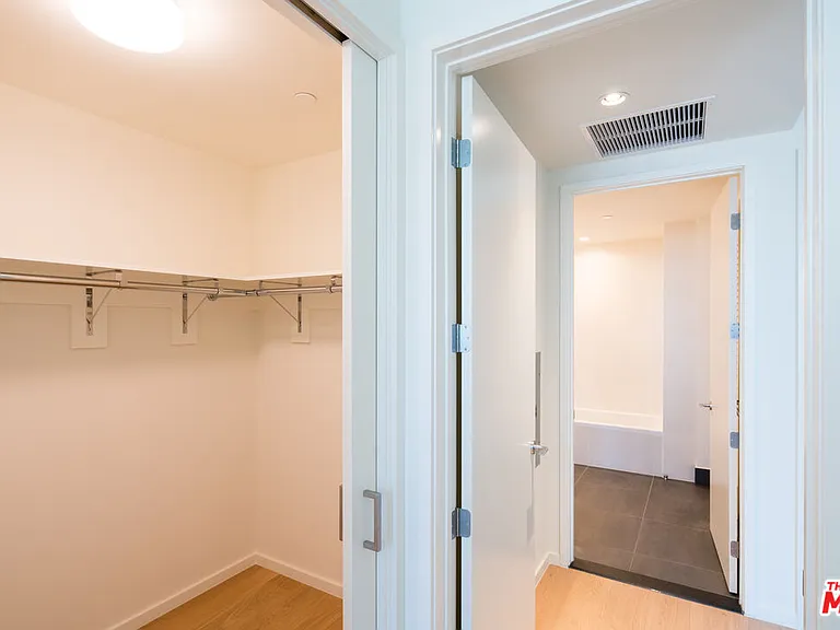 889 Francisco St #3310 — Photo 10