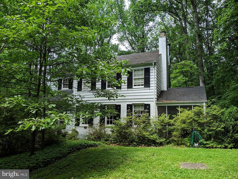 2nd image of 7109 Laverock Ln