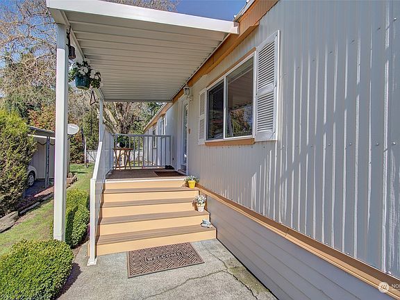 5th image of 3921 E Fourth Plain Boulevard #77