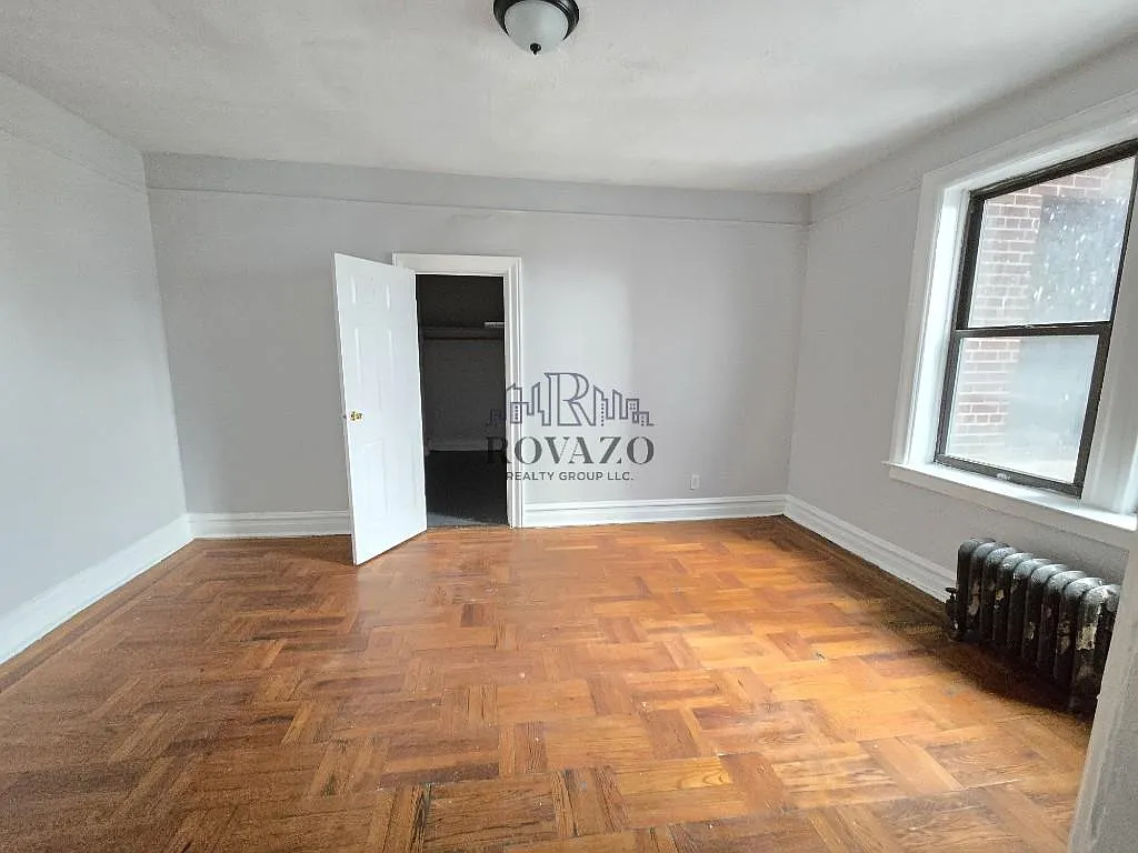 Building Photo - 160 Ellis Ave #307