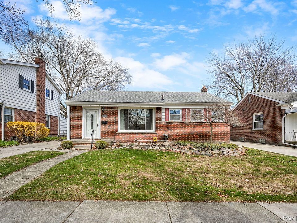1st image of 22641 Edgewood St