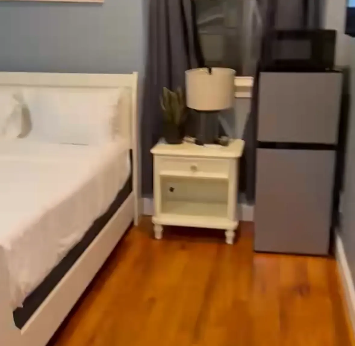 1 bed, $1,200 — Photo 1