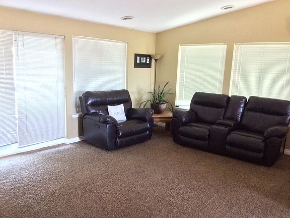 5th image of 2112 W Marina Dr