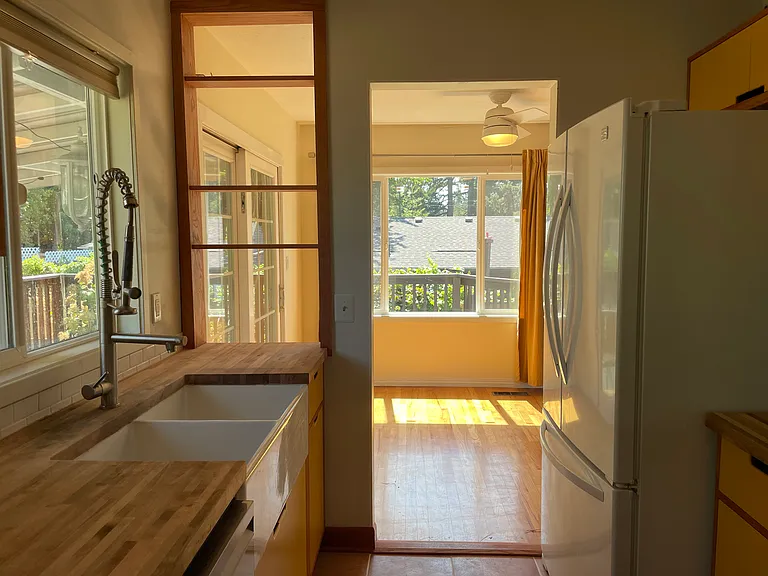 400 SE 111th Ave — Photo 3