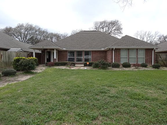 2nd image of 108 Settlers Ct