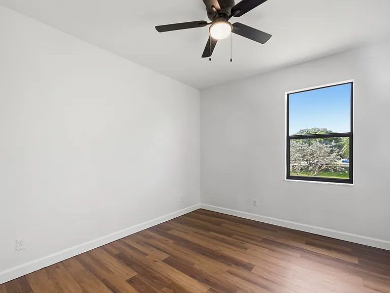 4648 Silver Saw Ln — Photo 22