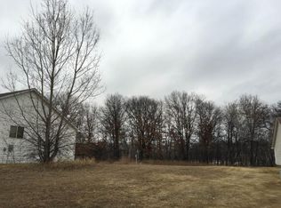 2776 Buchanan Ln S, Cambridge, MN 55008