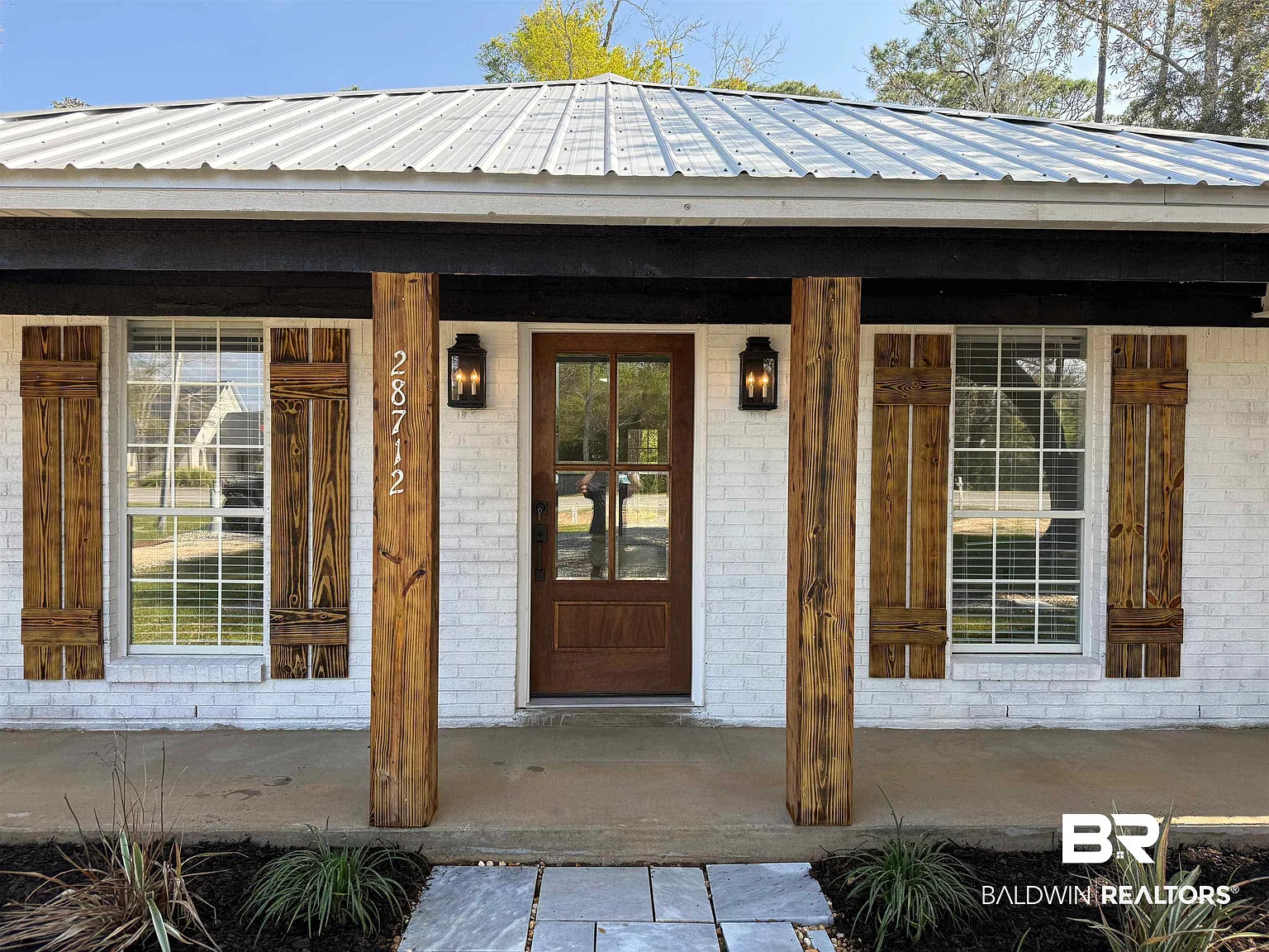 3 bed, 2.0 bath, 1848 sqft, $2,950 — Photo 1