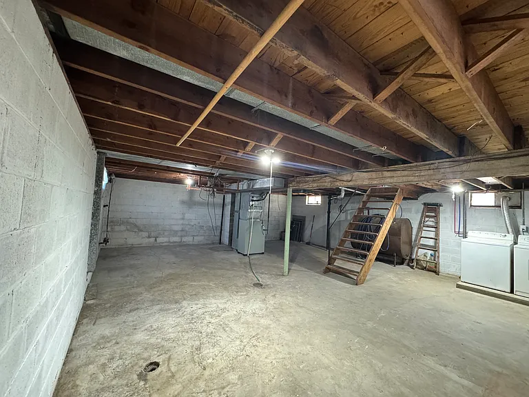 1701 E Southern Ave — Photo 7
