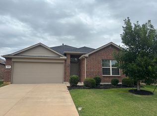 2065 Alamandine Ave, Crossroads, TX 76227