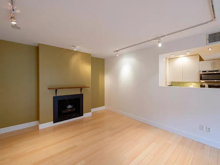 1174 S Foothill Dr #432 — Photo 6