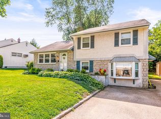 313 Williams Rd, Bryn Mawr, PA 19010