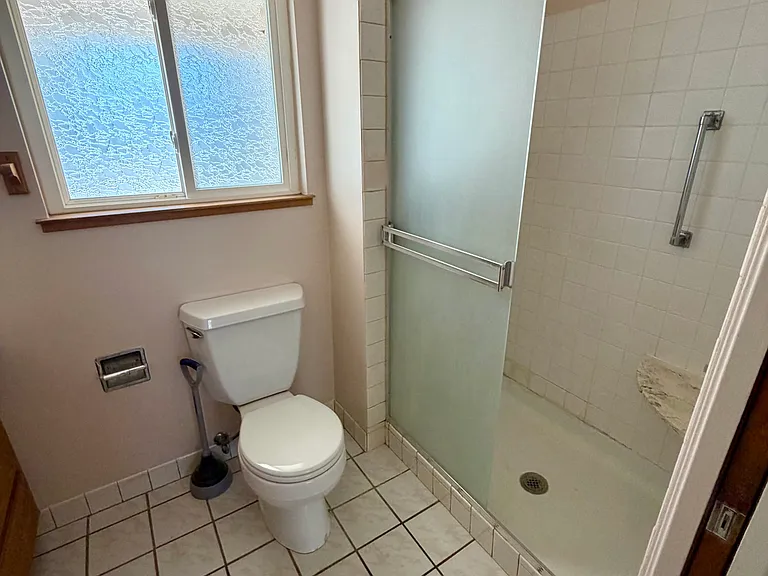 158 Rainier Cir — Photo 13