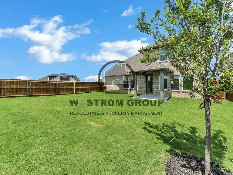 17229 Oxborough Dr — Photo 38