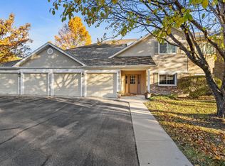 11200 Westwind Dr, Eden Prairie, MN 55344