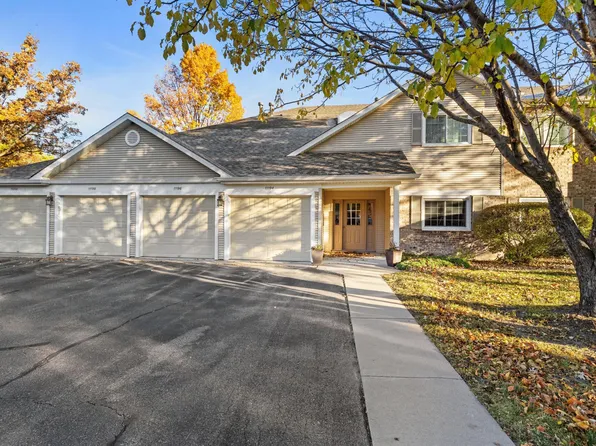 11200 Westwind Dr, Eden Prairie, MN 55344