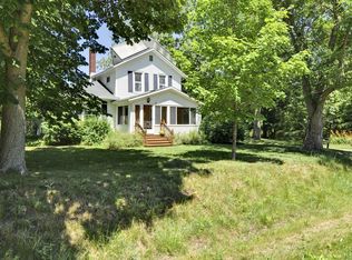 6607 Roosevelt St, Coopersville, MI 49404