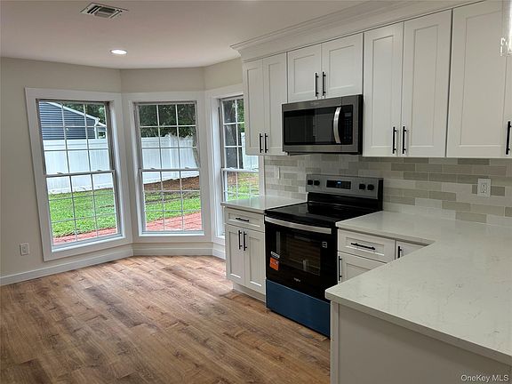 4th image of 5 Orleans Green