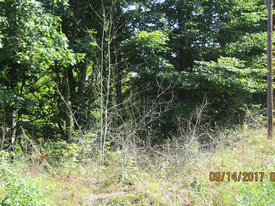 2nd image of 5903 Hagar Pl