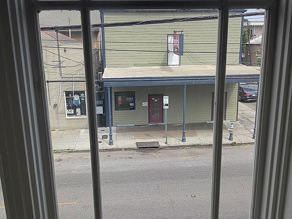 2nd image of 3100 Magazine St #2A