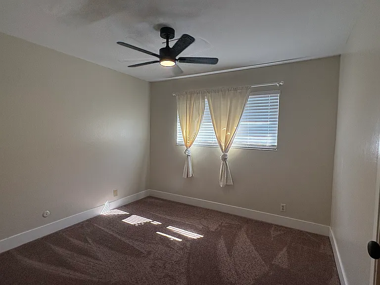 2104 Field St — Photo 12