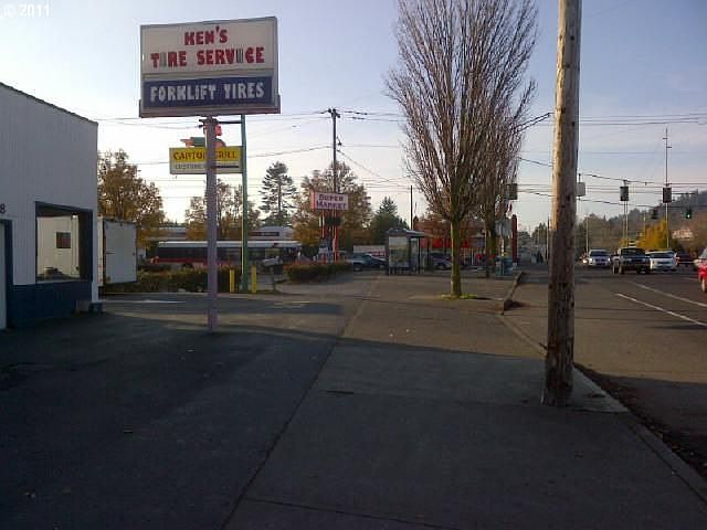 2nd image of 8228 SE Division St