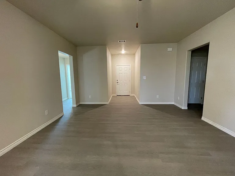 1301 Bajada St — Photo 14