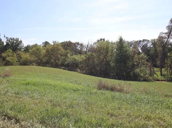 Lt3B HELEN LANE, Campbellsport, WI 53010