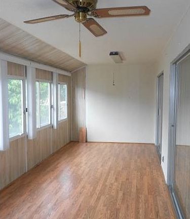 4th image of 1180 W Whittier Ave