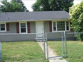 1st image of 3704A Wooddale Ln