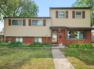 34211 Viceroy Dr, Sterling Heights, MI 48310