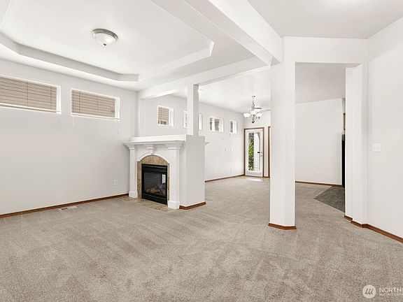 4th image of 18214 97th Avenue Ct E
