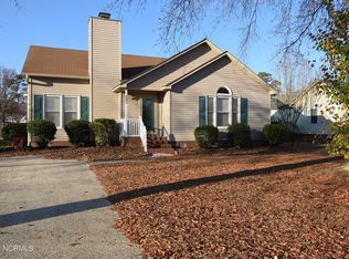 623 Bayberry Ln, Winterville, NC 28590