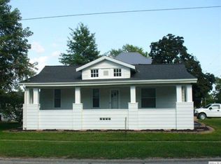 301 N Ohio St, Camp Point, IL 62320