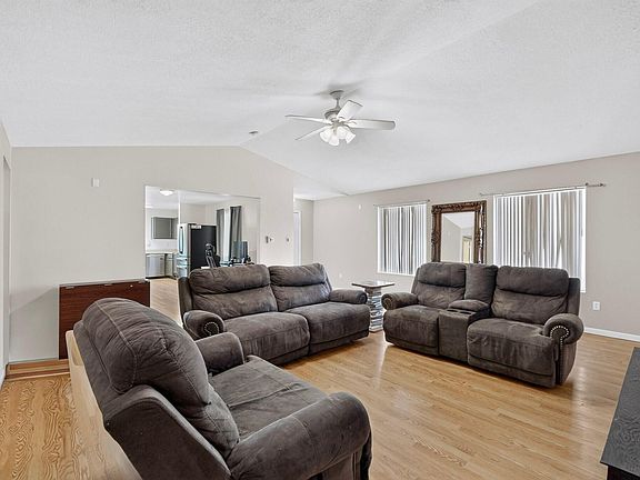 3rd image of 5408 Summer Ridge Rd NW