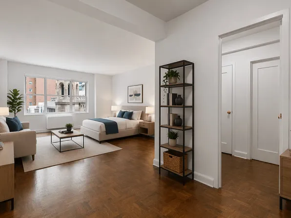 136 East 55th Street image 1 of 4
