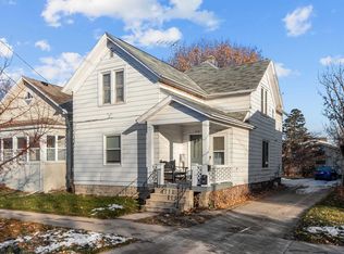 616 School Ave, Oshkosh, WI 54901