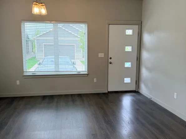897 N Cottonwood Rd, Bozeman, MT 59718