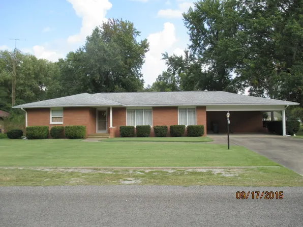 6 Greve Dr, Centralia, IL 62801