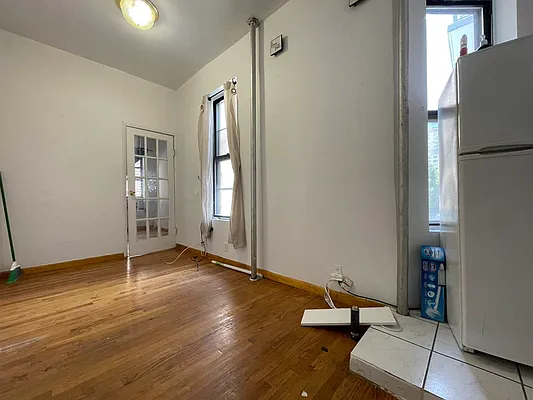 Rented by J Misrahi Realty Corp | media 5