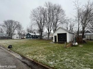 345 S Mary St, Marine City, MI 48039