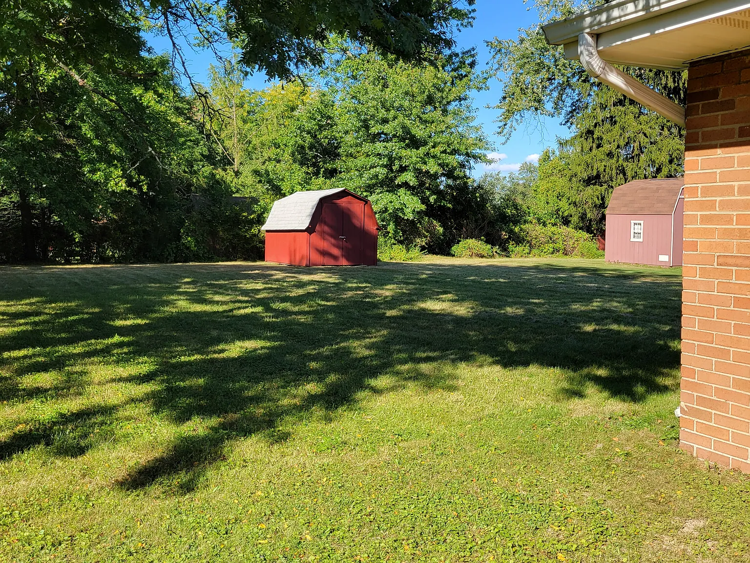 3 bed, 1.5 bath, 1172 sqft, $1,600 — Photo 3