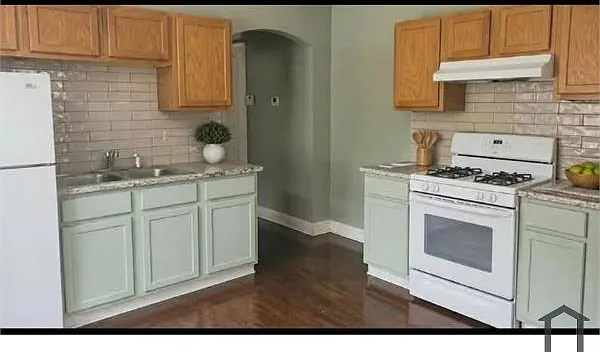 2 bed, 800 sqft, $1,560 — Photo 4